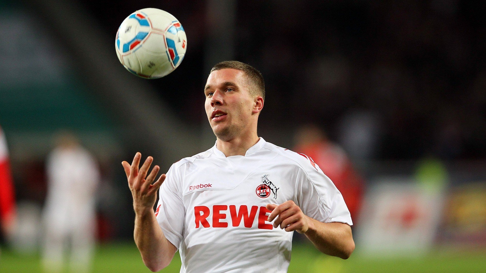 开云体育入口-《英雄联盟》“全球预选”之战：荣耀归于谁？